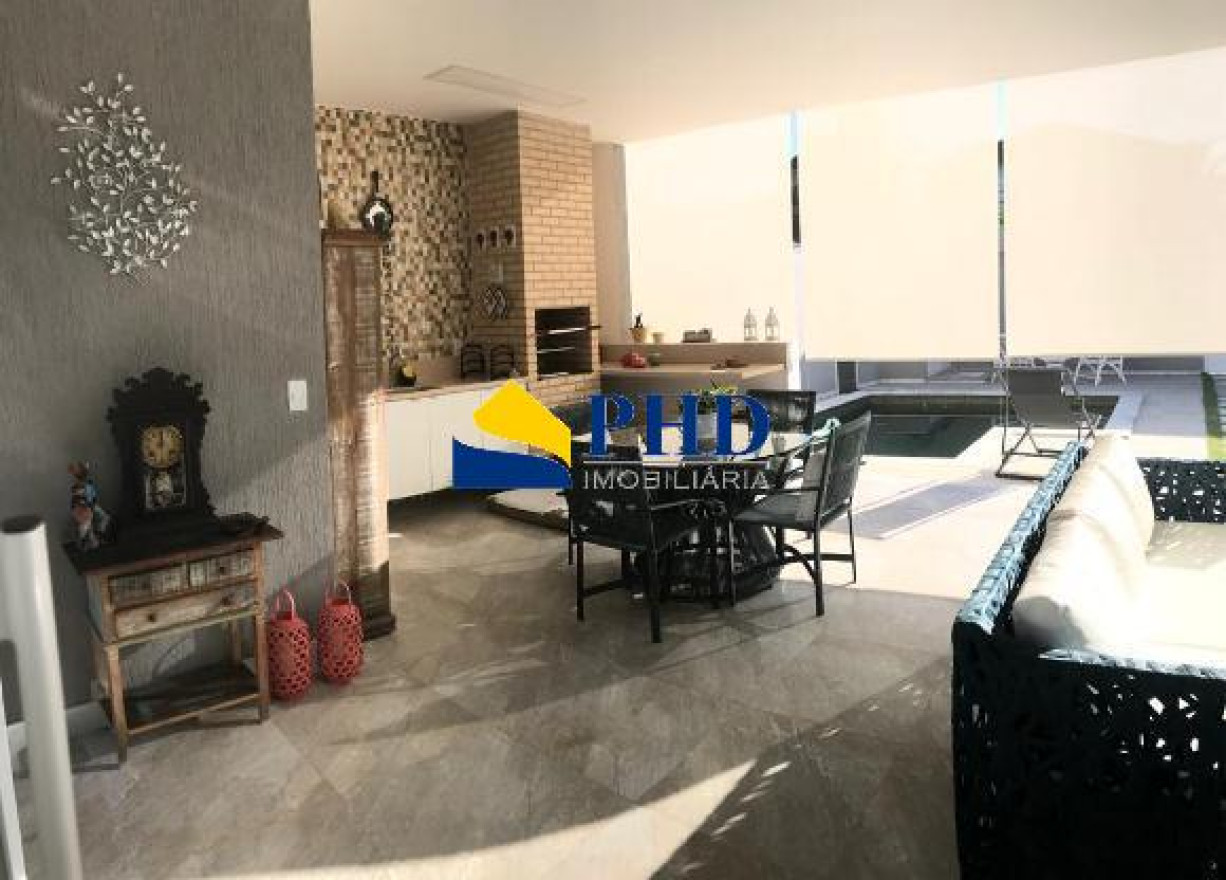 CASA 3 Quartos 200m² 
