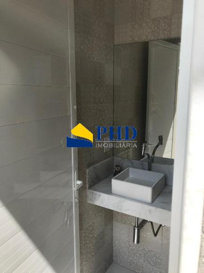 CASA 3 Quartos 200m² 