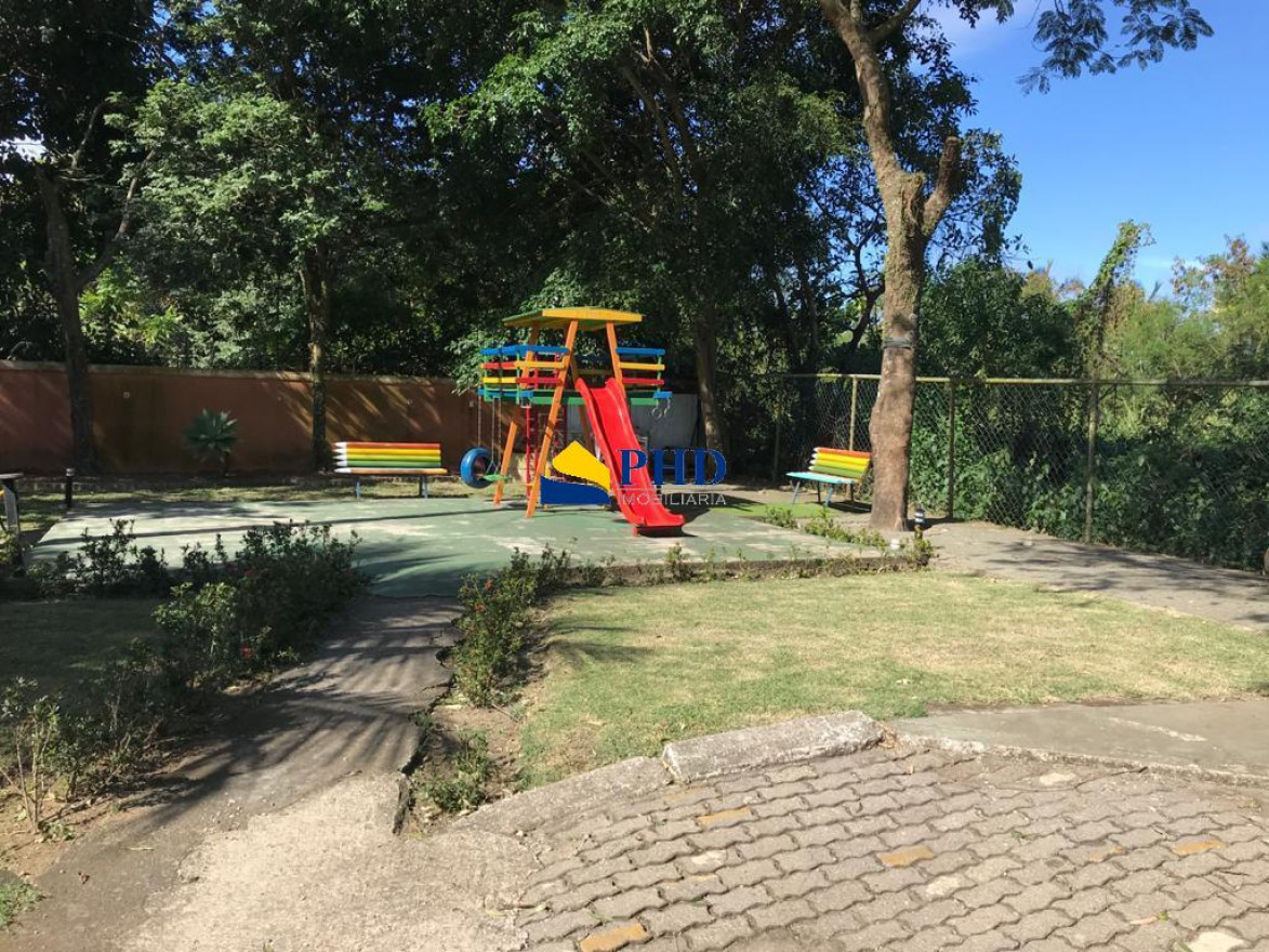 Casa 4 Quartos 122m² 