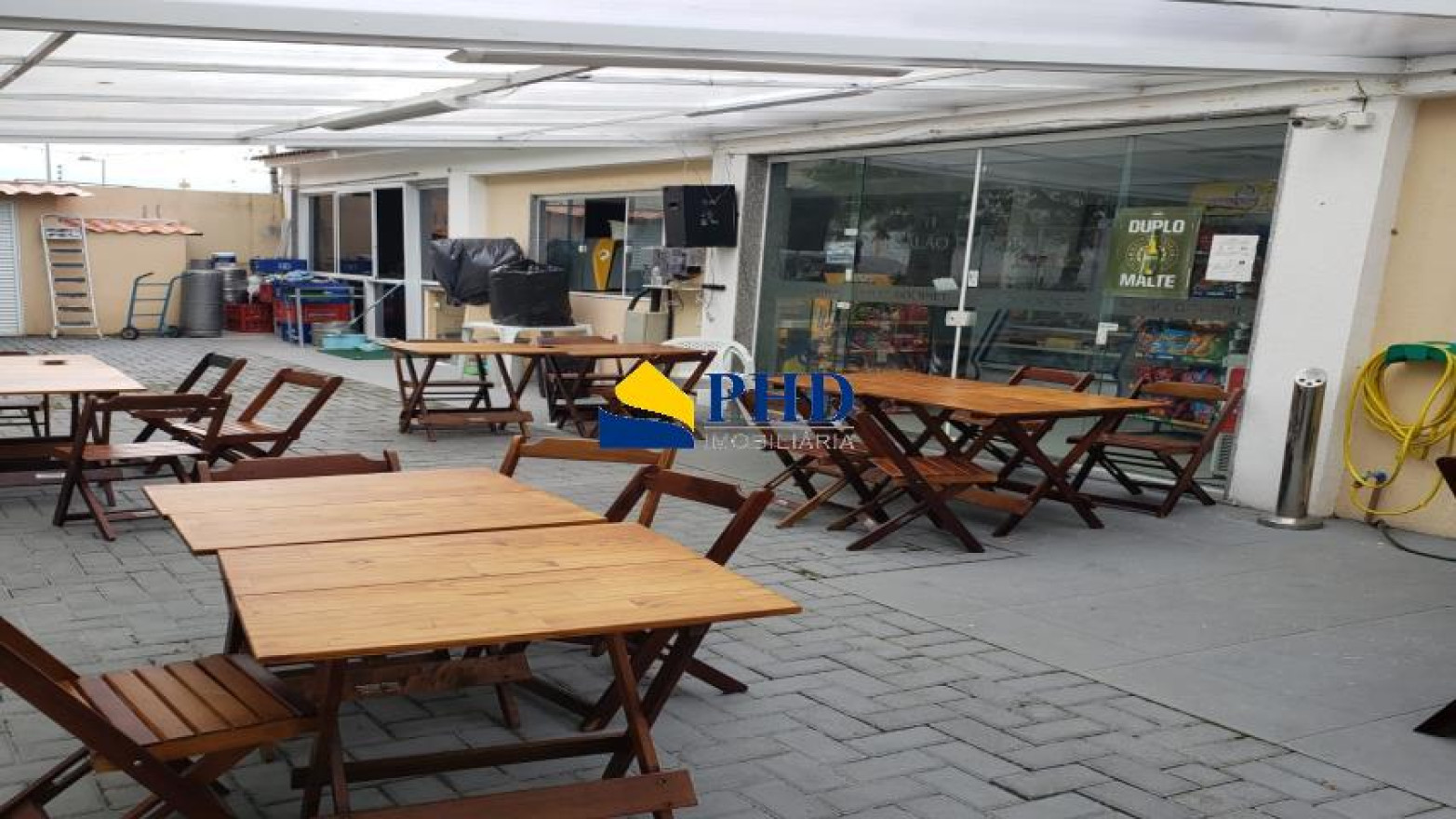 Casa 4 Quartos 250m² 