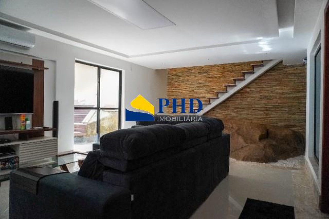 Casa 4 Quartos 190m² 