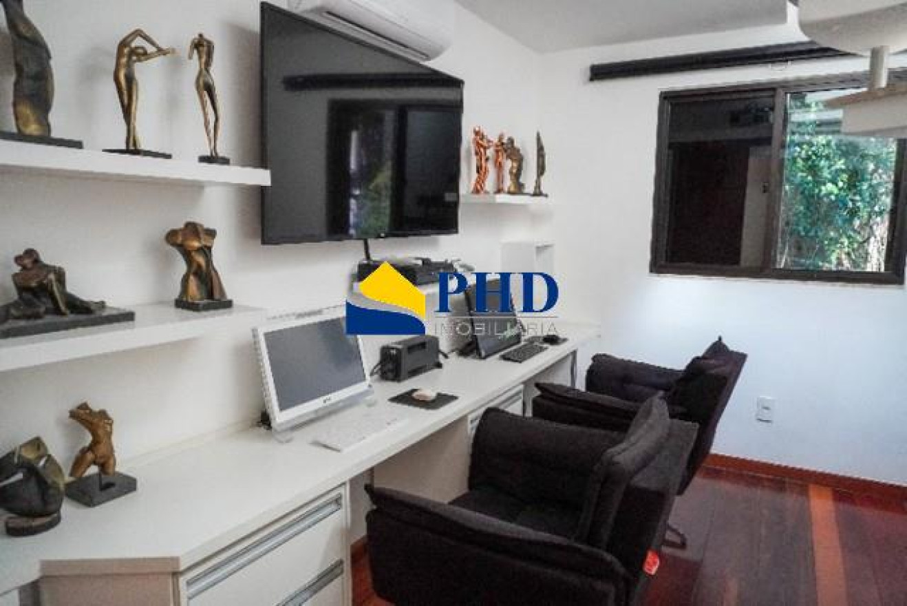 Casa 4 Quartos 190m² 