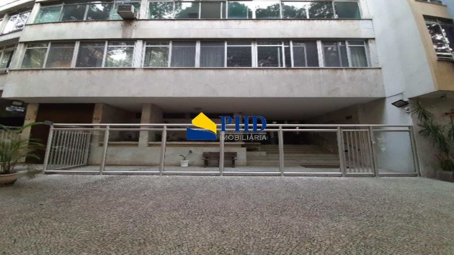 Apartamento 4 Quartos 378m² 