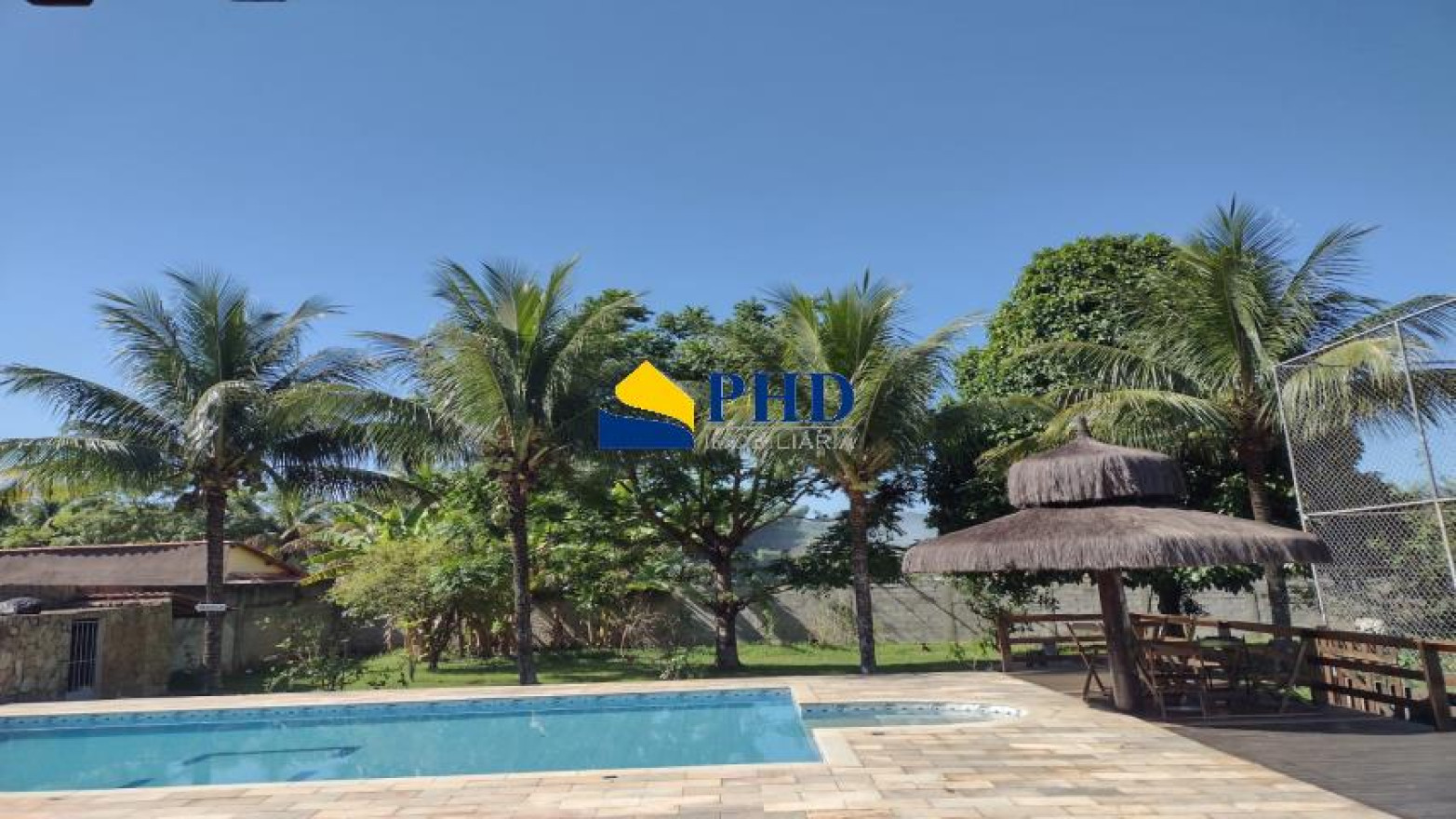 Casa 4 Quartos 350m² 