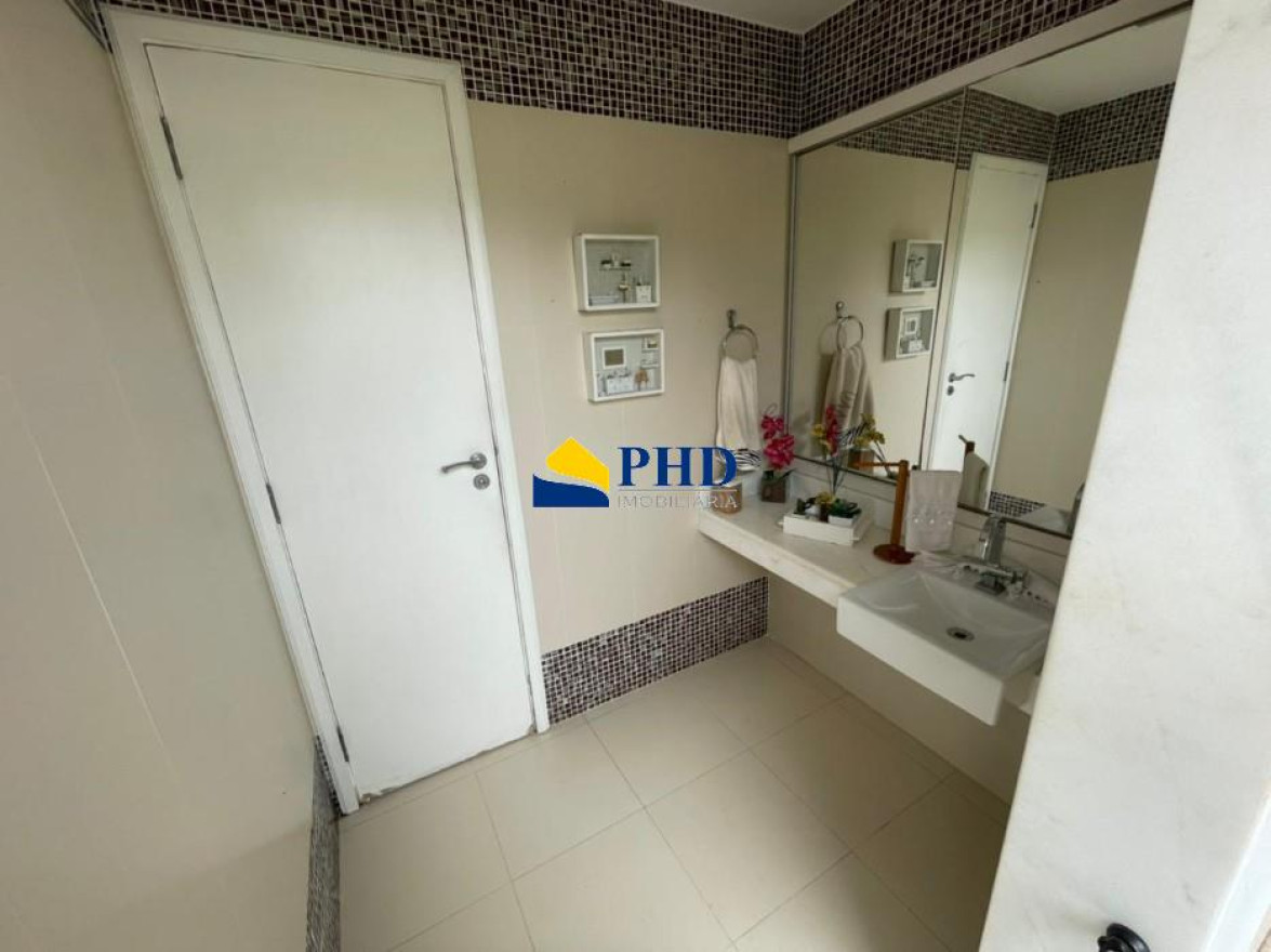 Casa 4 Quartos 450m² 