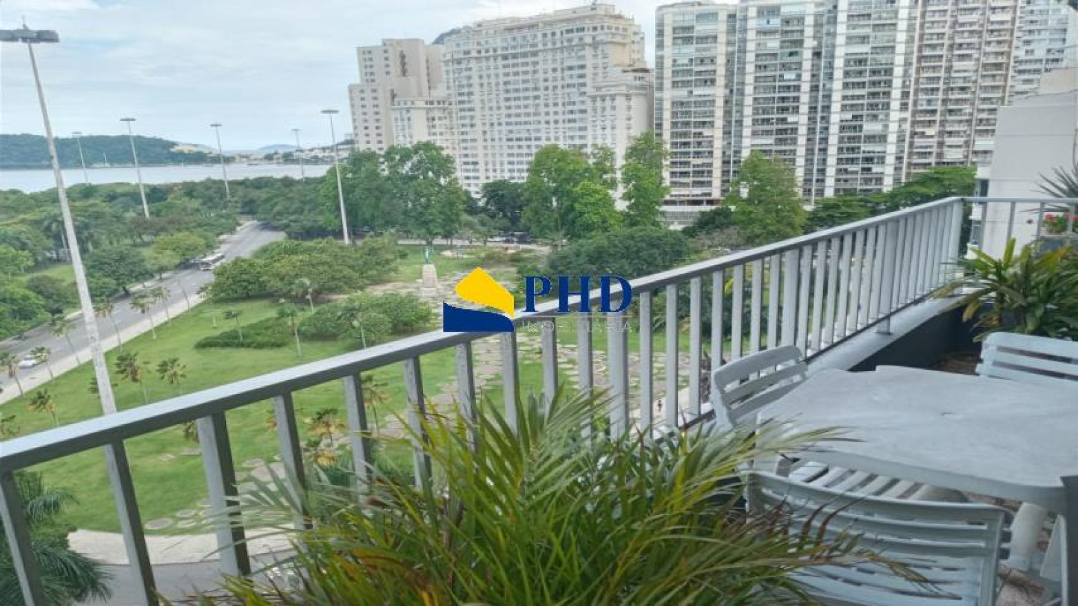 Apartamento 4 Quartos 220m² 