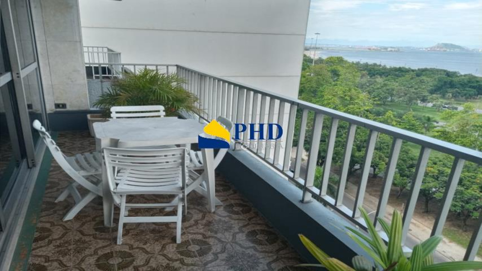 Apartamento 4 Quartos 220m² 