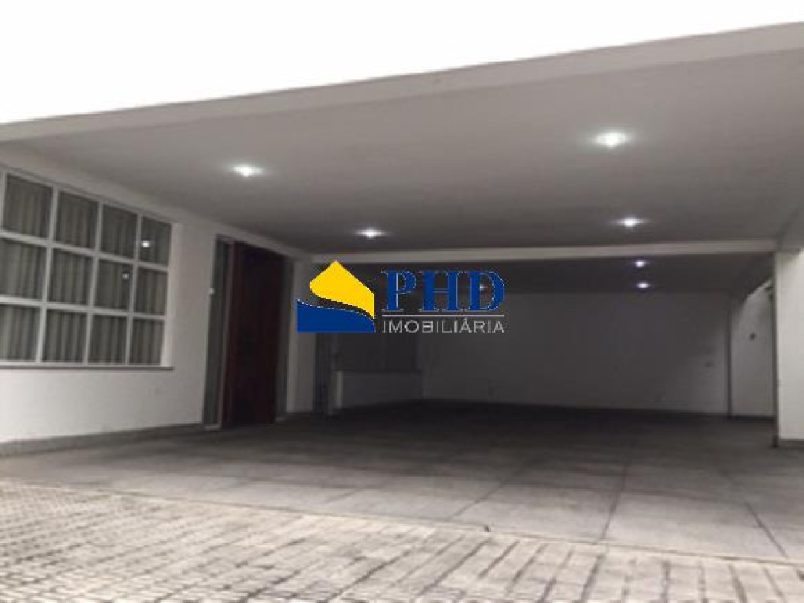CASA 4 Quartos 850m² 