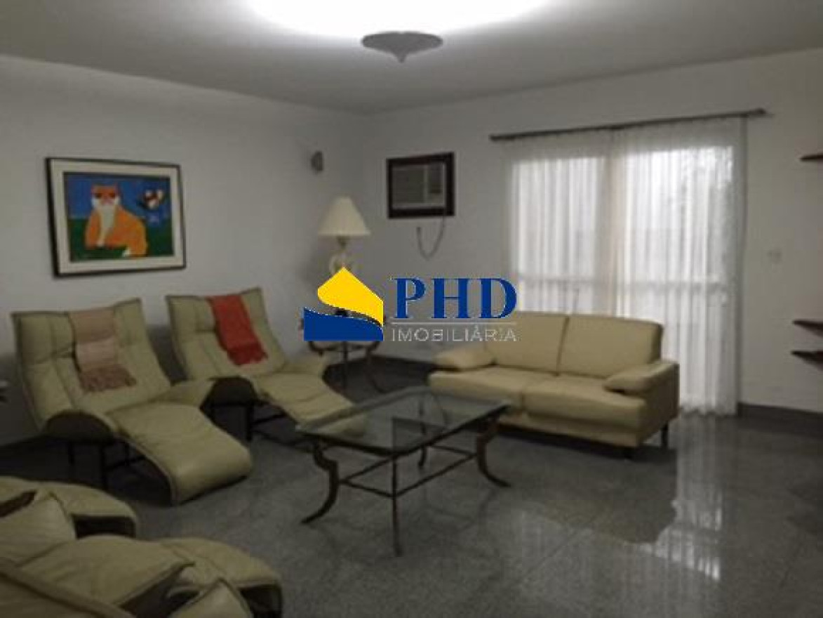 CASA 4 Quartos 850m² 