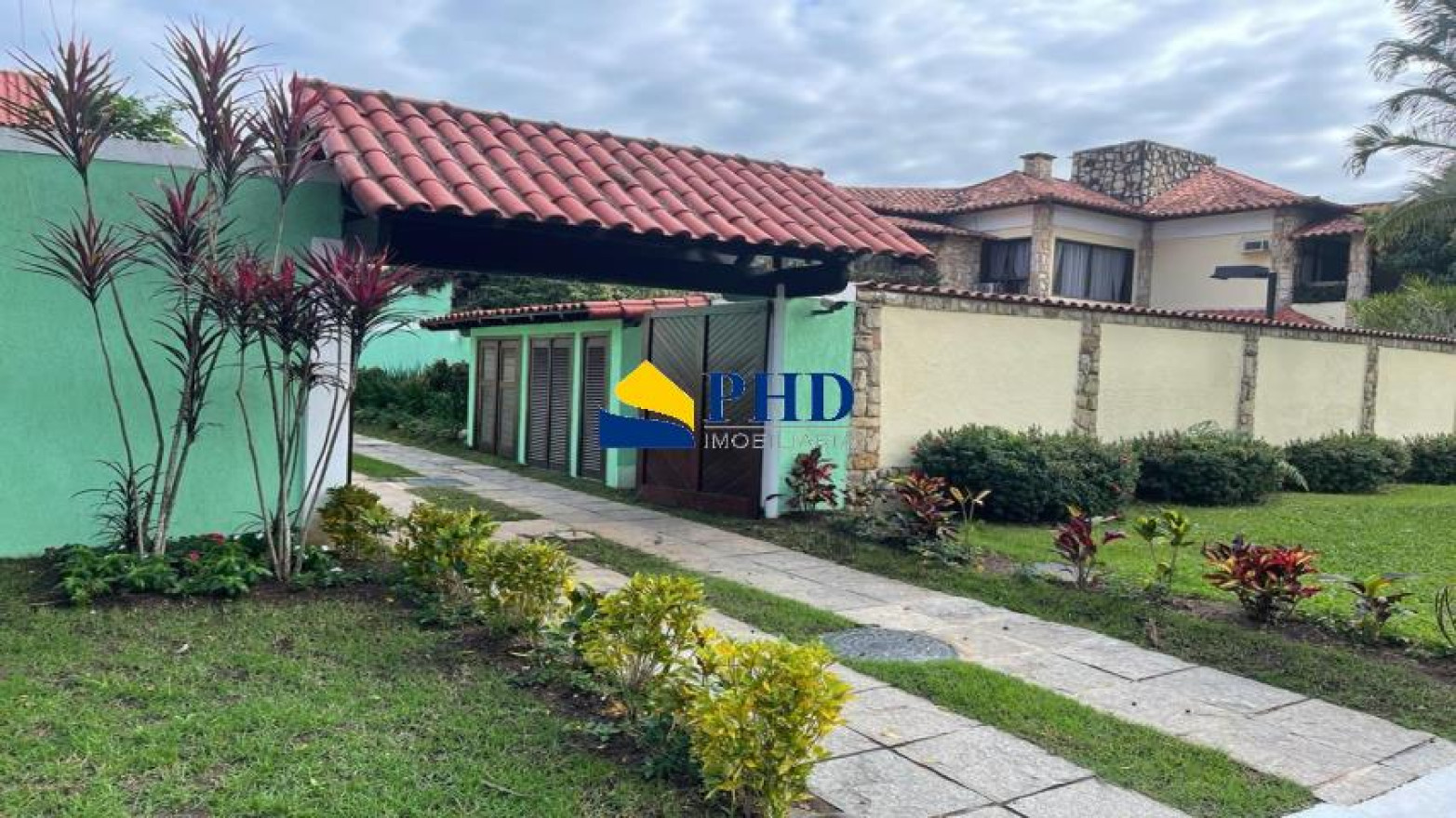 Casa 4 Quartos 450m² 