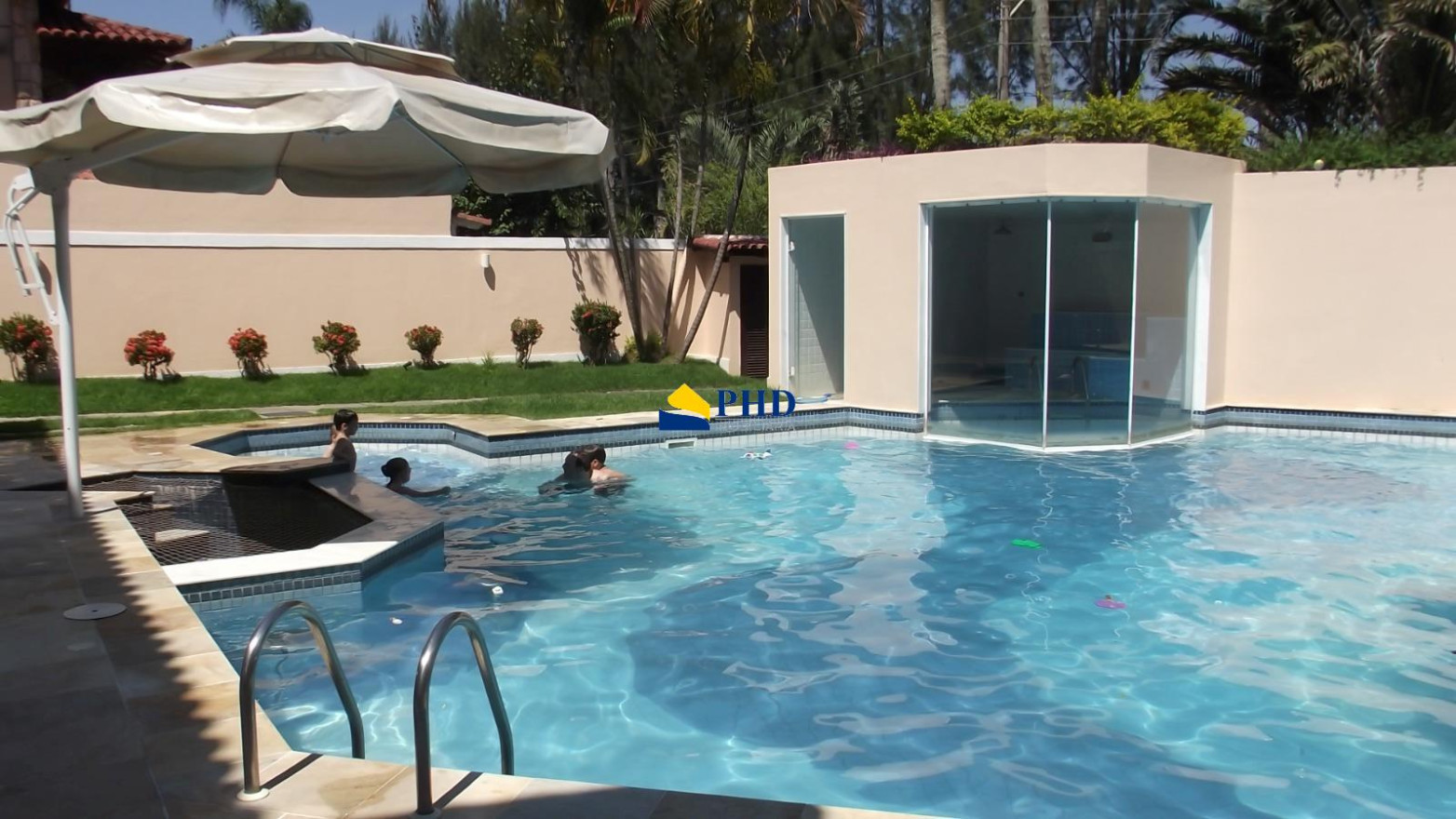 Casa 4 Quartos 450m² 