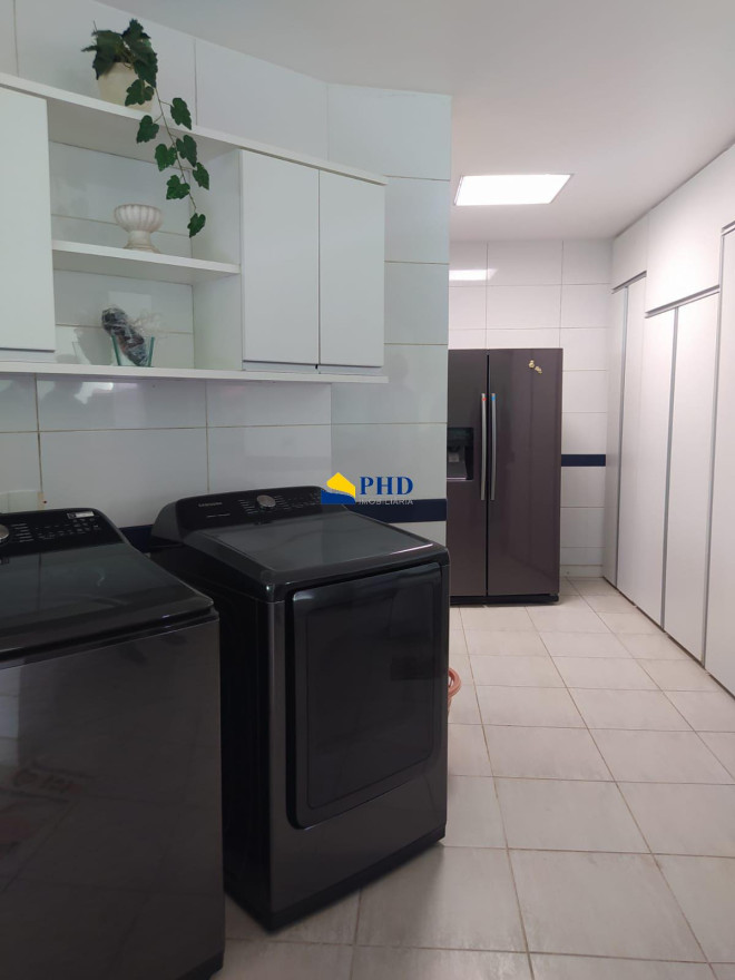 Casa 4 Quartos 450m² 