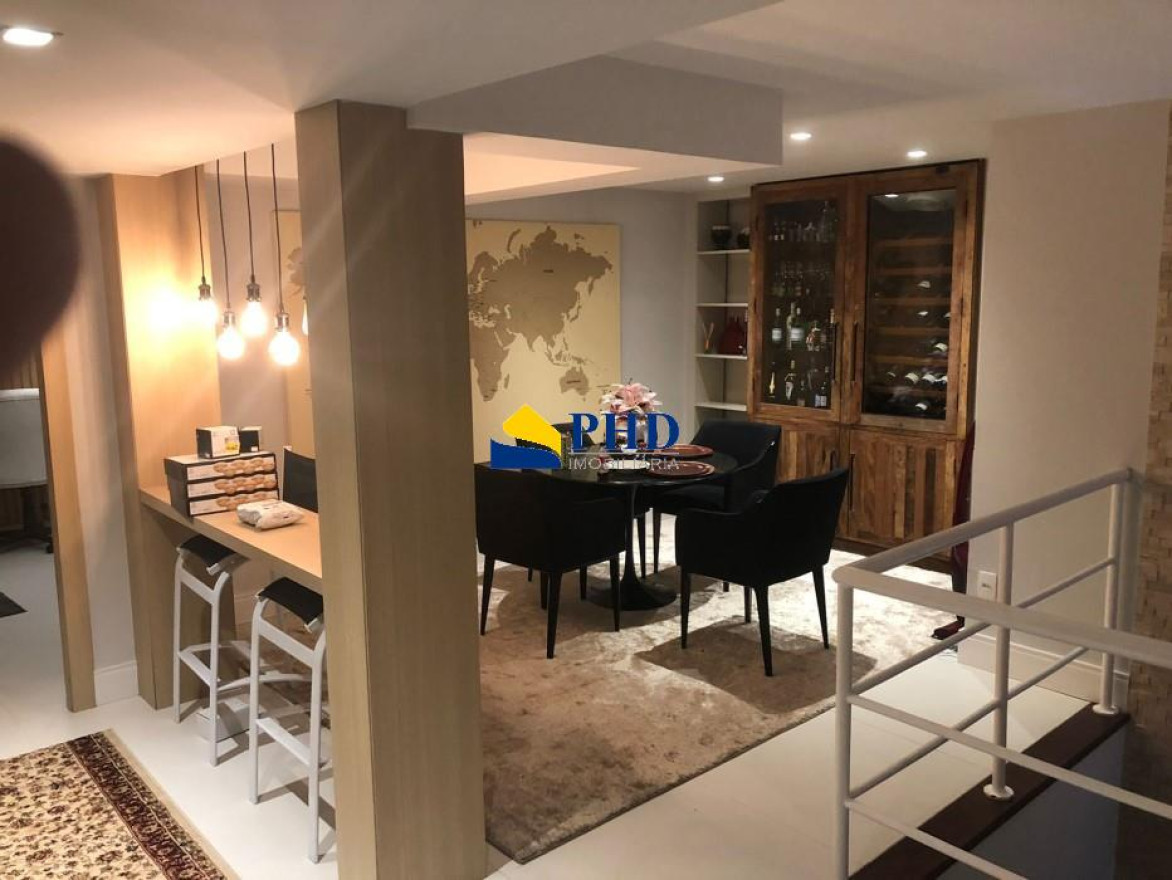 Cobertura 4 Quartos 270m² 