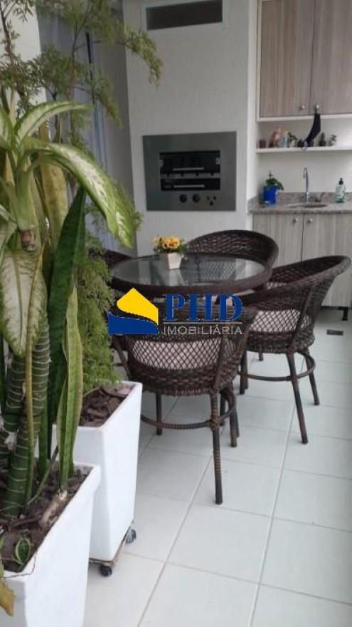 Apartamento 3 Quartos 93m² 