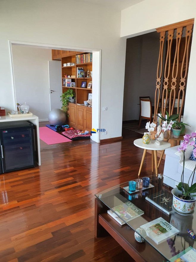 APARTAMENTO 4 Quartos 146m² 