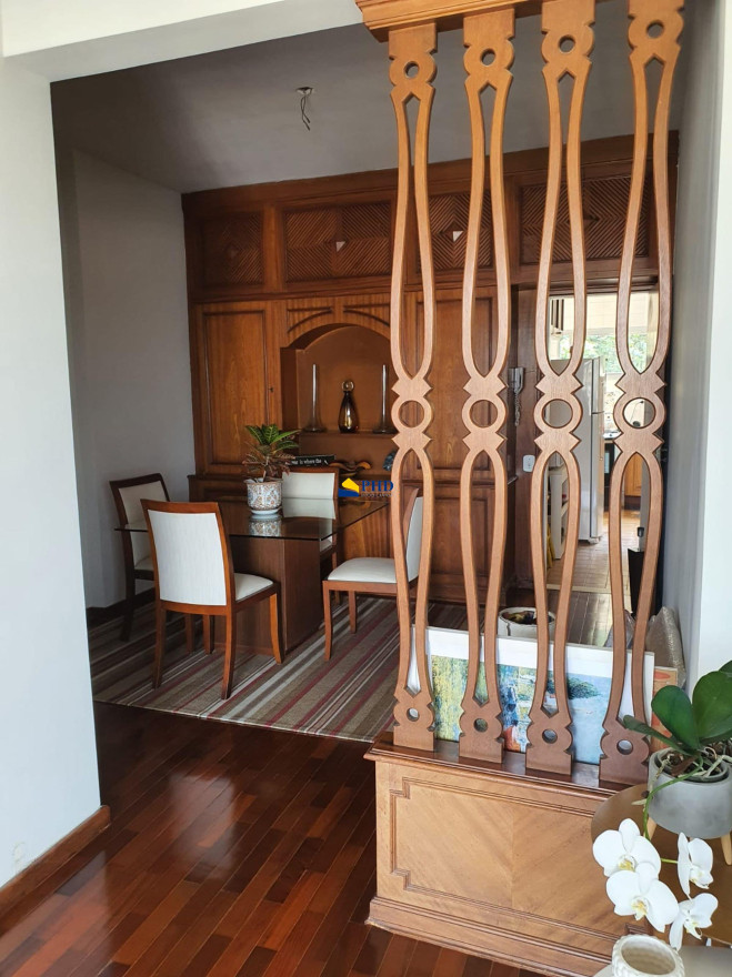 APARTAMENTO 4 Quartos 146m² 