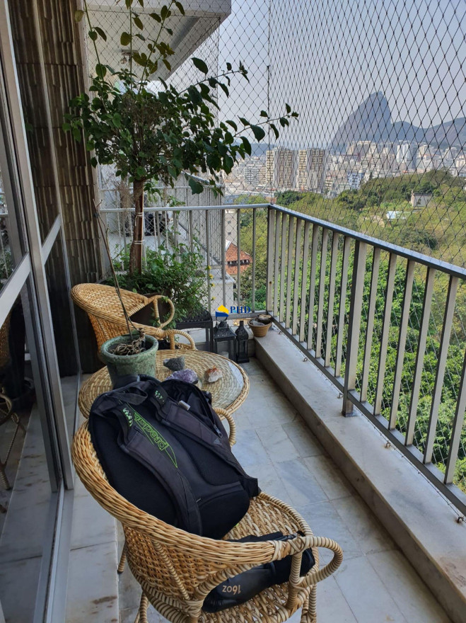 APARTAMENTO 4 Quartos 146m² 