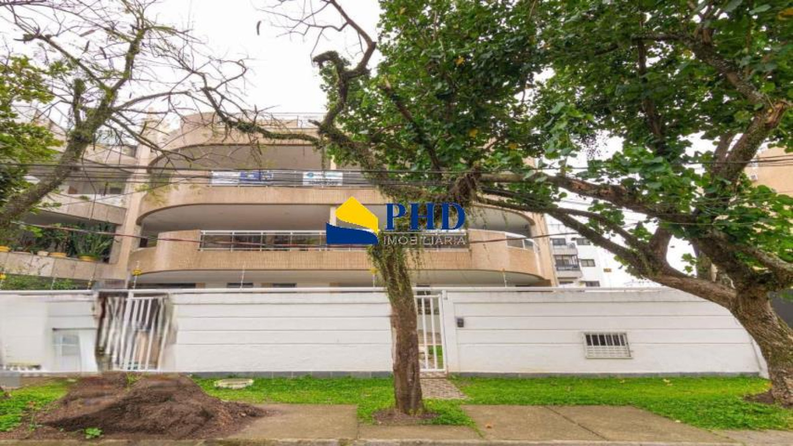 Apartamento 3 Quartos 93m² 