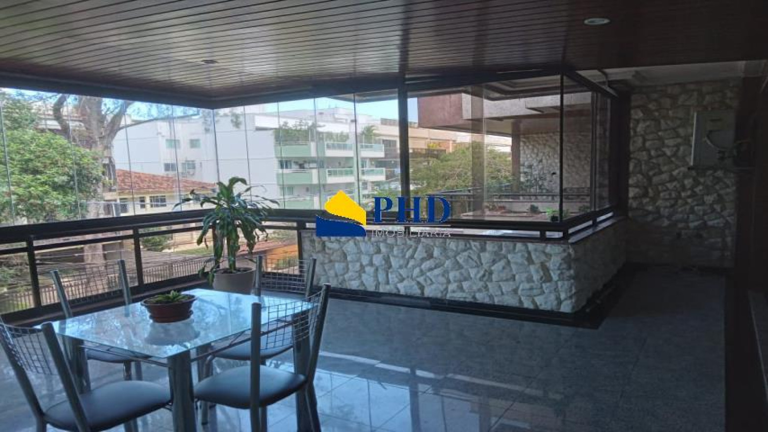 Apartamento 3 Quartos 185m² 