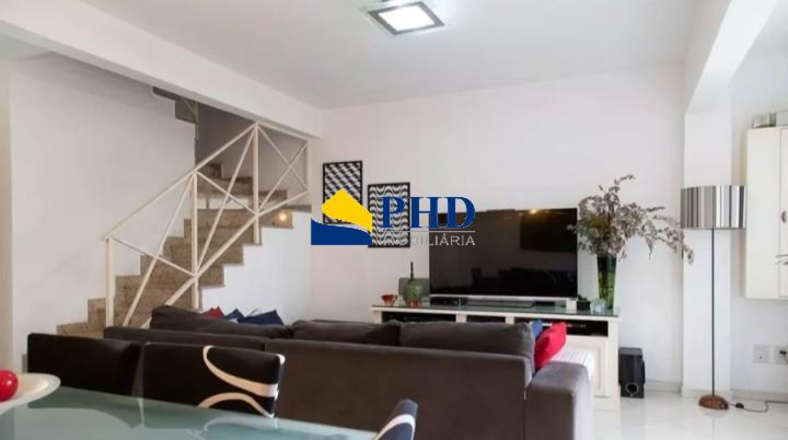 Casa 4 Quartos 180m² 