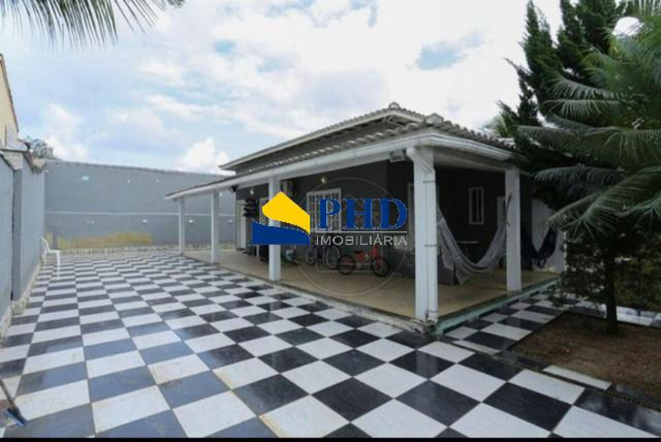 Casa 5 Quartos 330m² 
