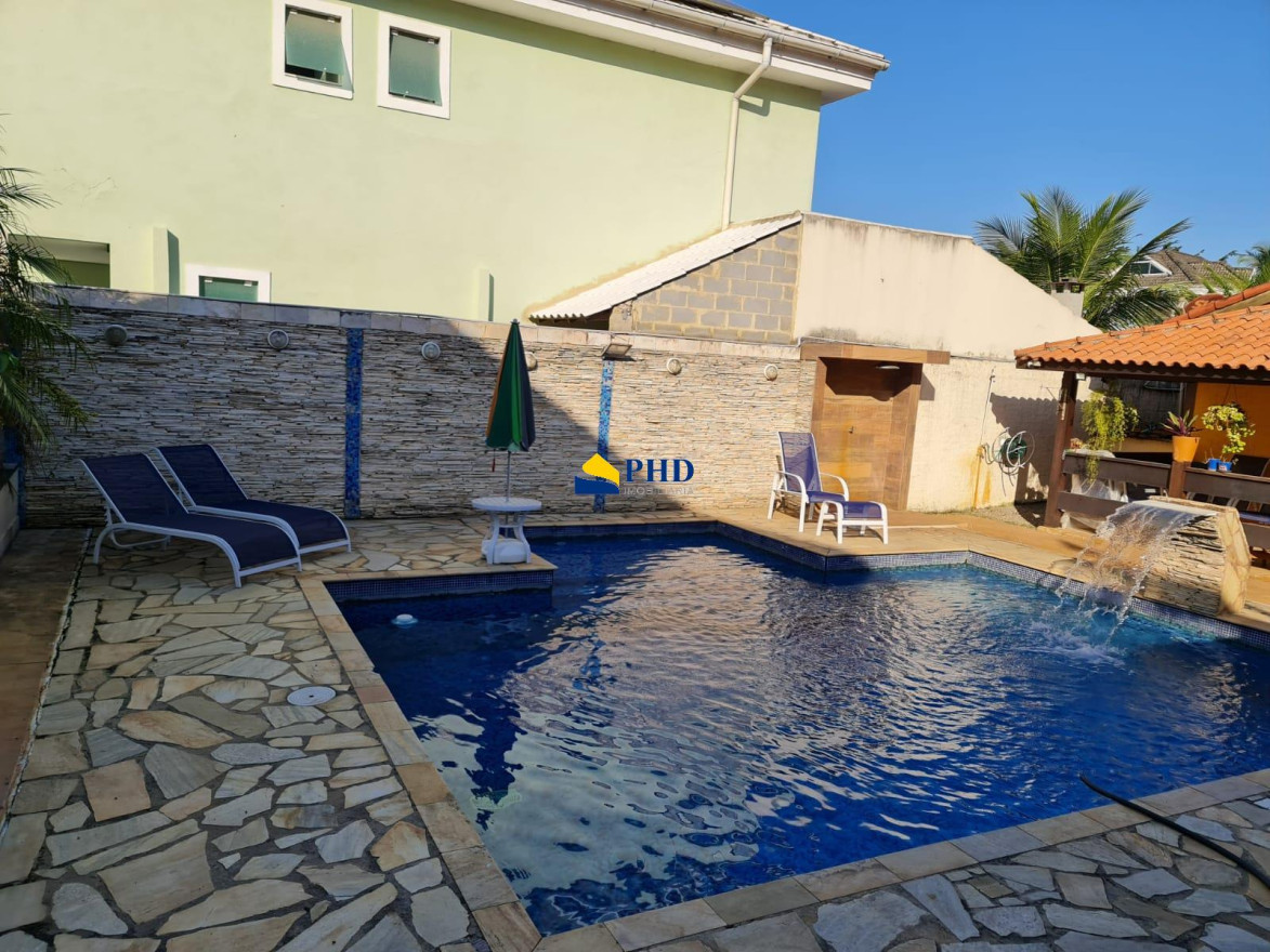 Casa 4 Quartos 600m² 