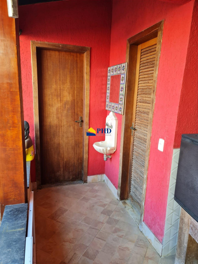 Casa 4 Quartos 600m² 