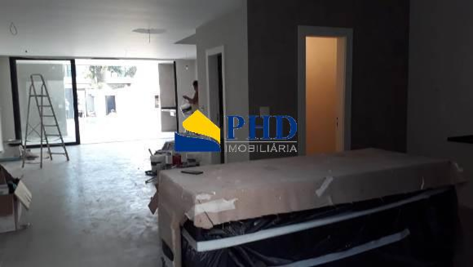 Casa 4 Quartos 320m² 