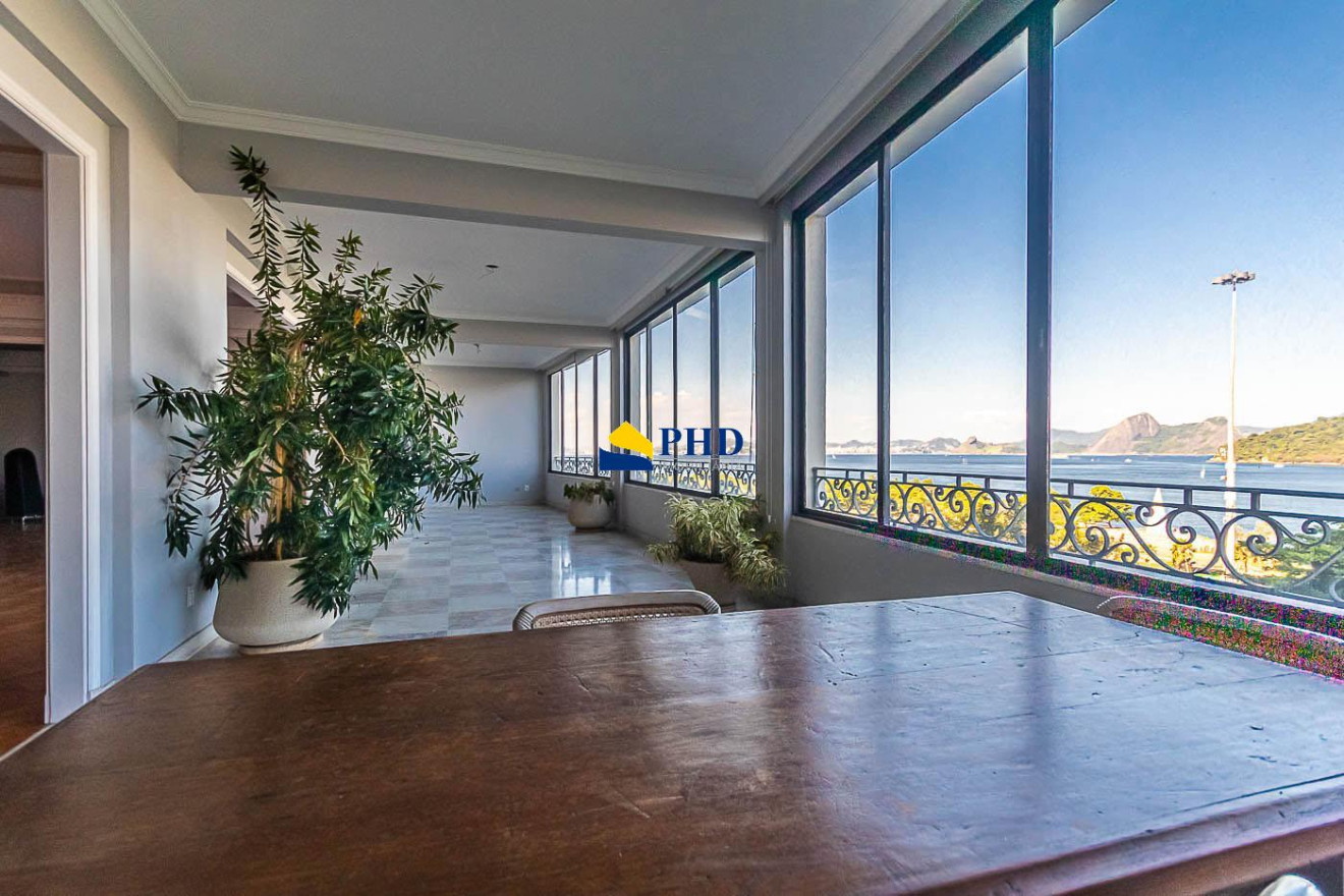 APARTAMENTO 4 Quartos 525m² 