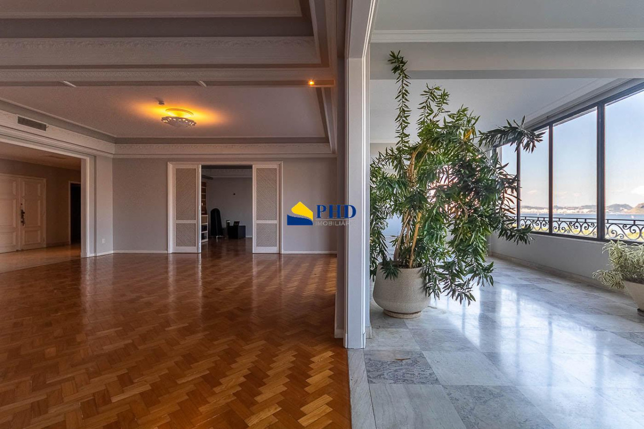 APARTAMENTO 4 Quartos 525m² 