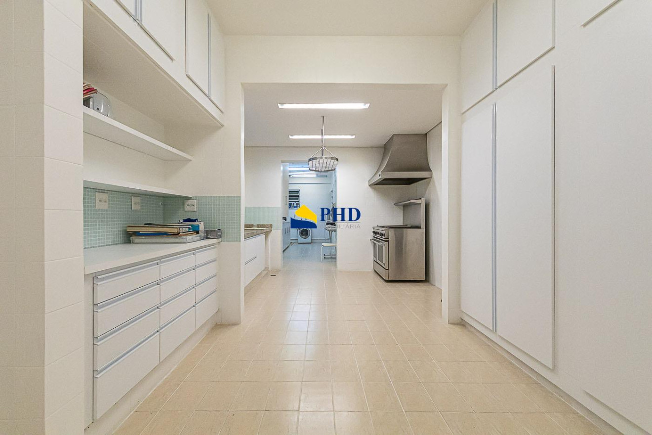 APARTAMENTO 4 Quartos 525m² 