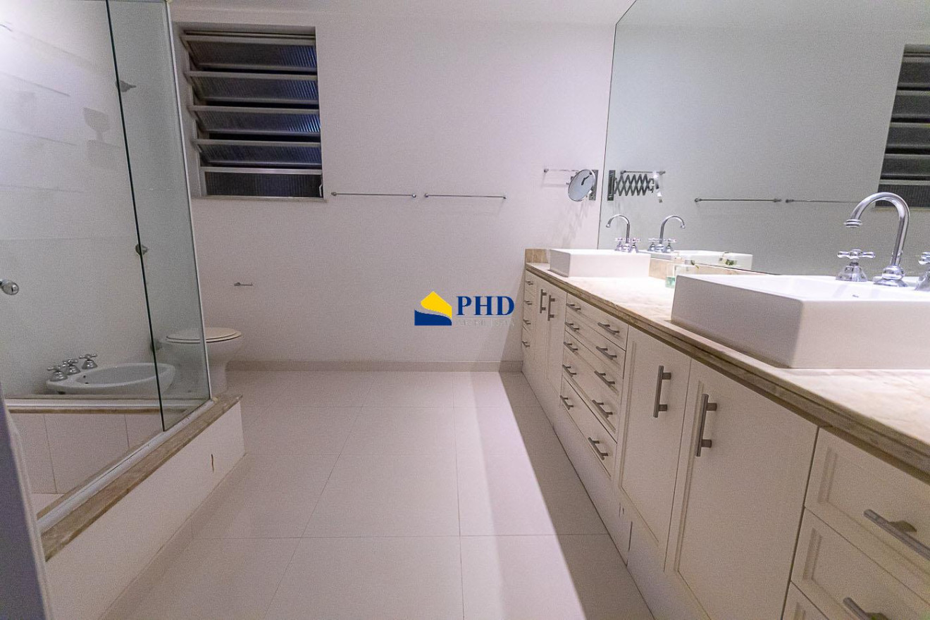 APARTAMENTO 4 Quartos 525m² 