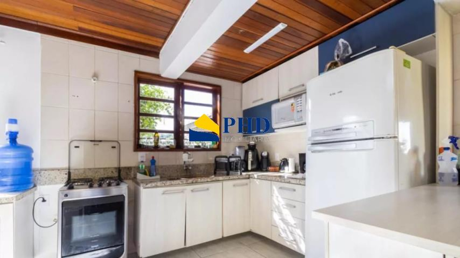 Casa 4 Quartos 130m² 