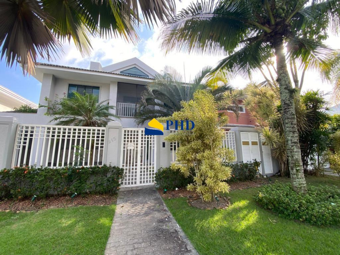 Casa 4 Quartos 678m² 