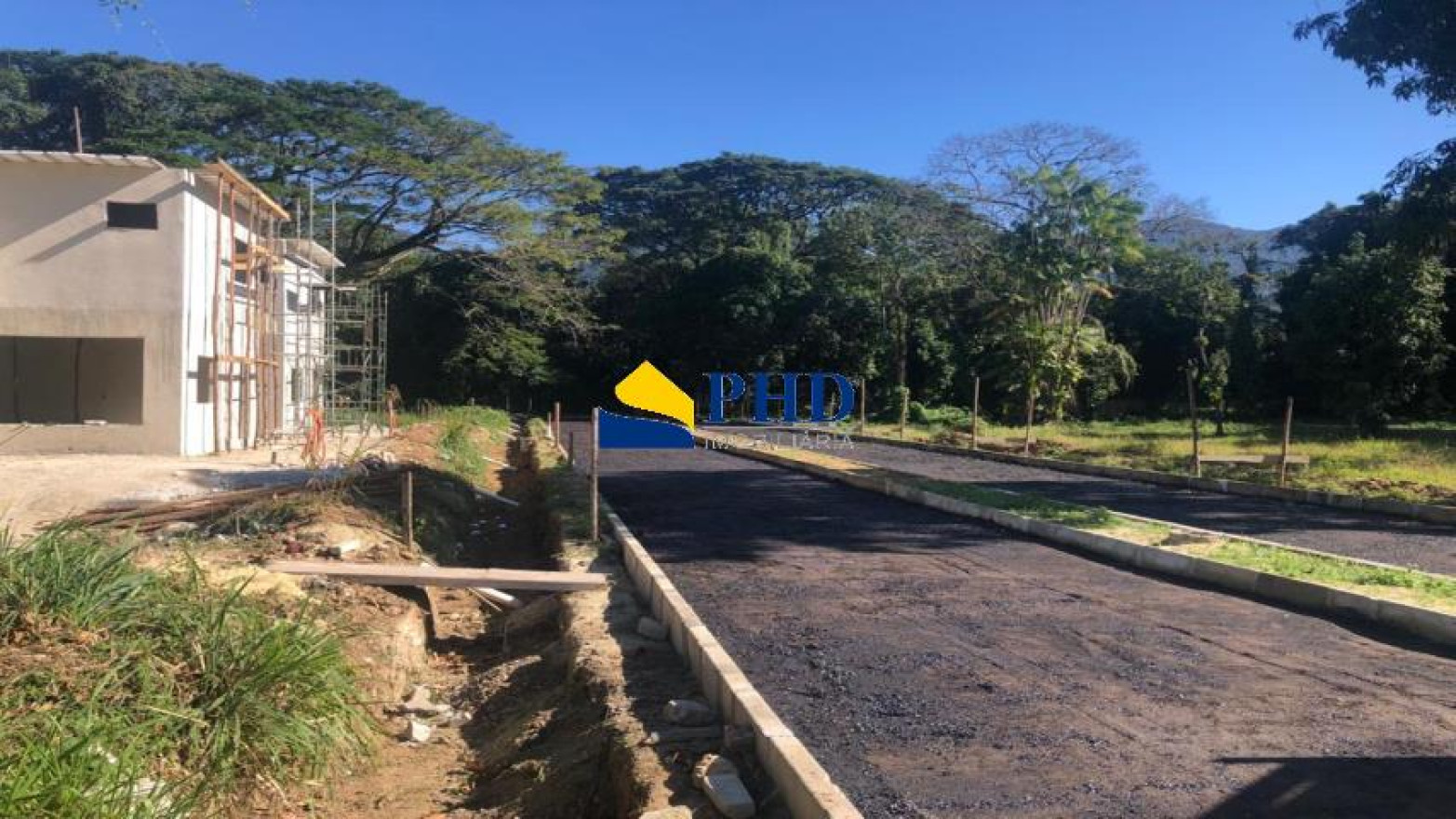 Terreno  180m² 