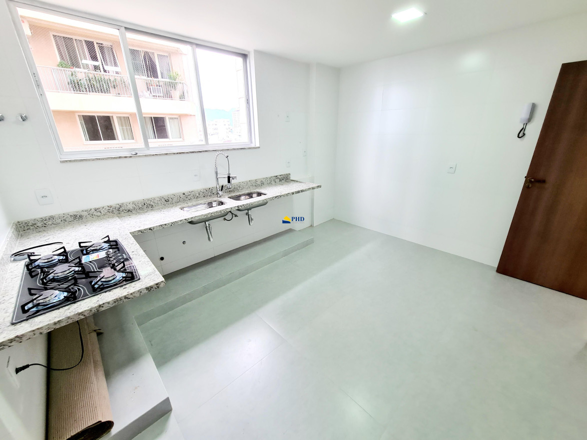 Apartamento 4 Quartos 185m² 
