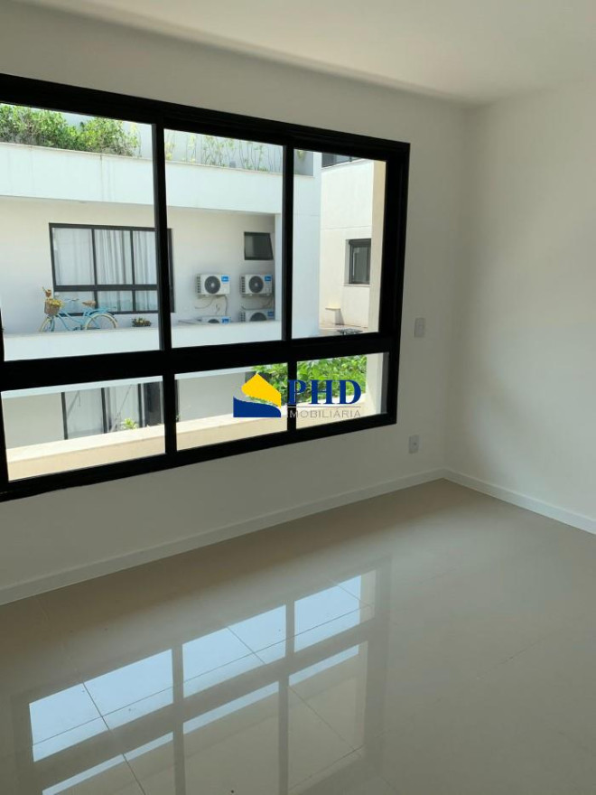 Casa 4 Quartos 236m² 
