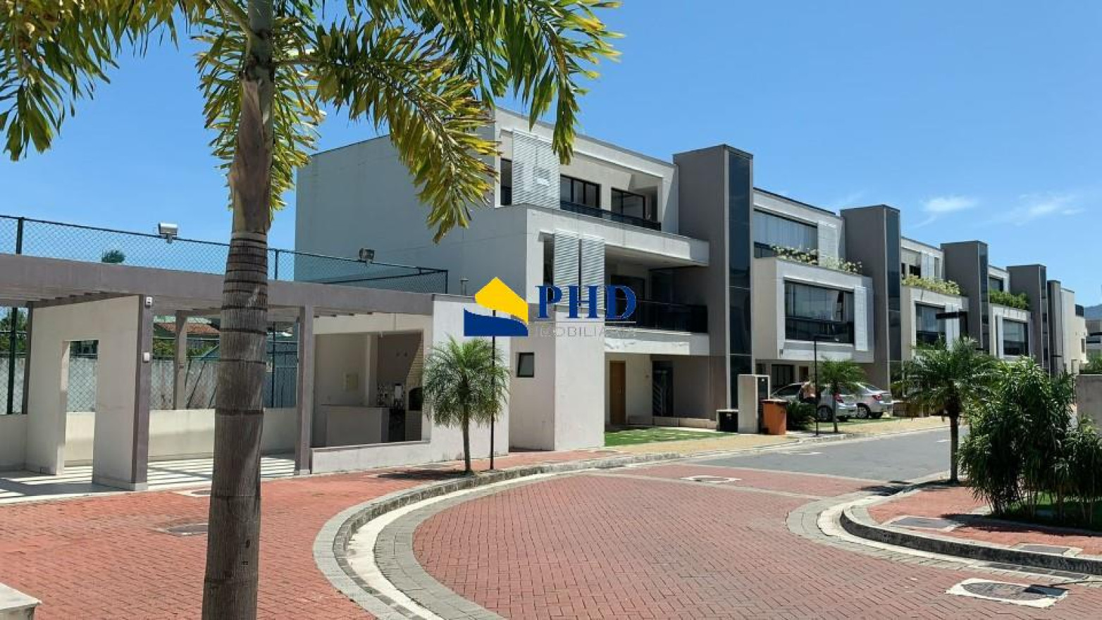 Casa 4 Quartos 236m² 