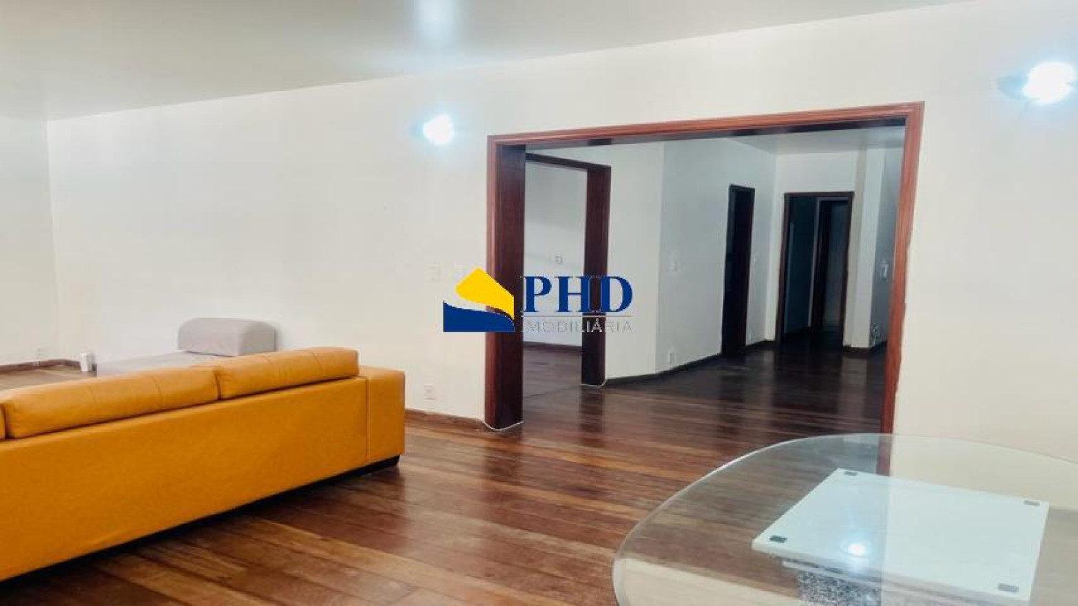 Casa 5 Quartos 454m² 