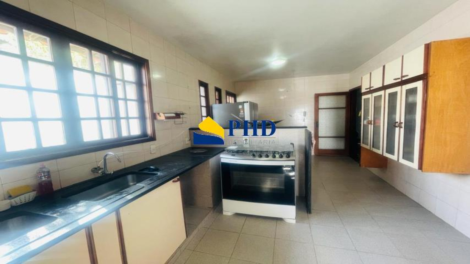 Casa 5 Quartos 454m² 