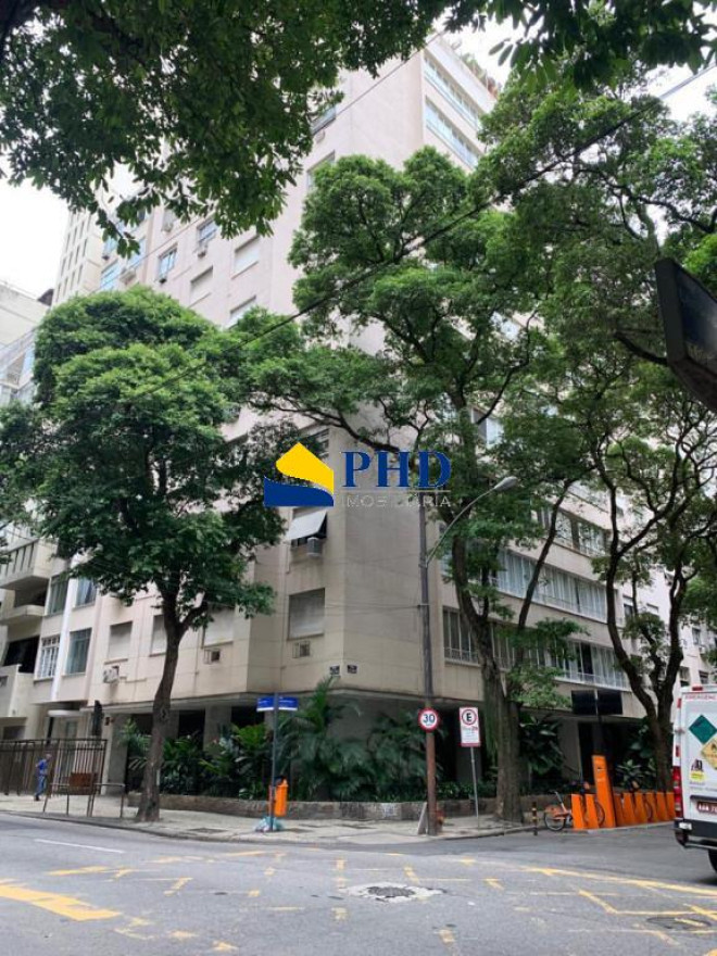Apartamento 4 Quartos 191m² 
