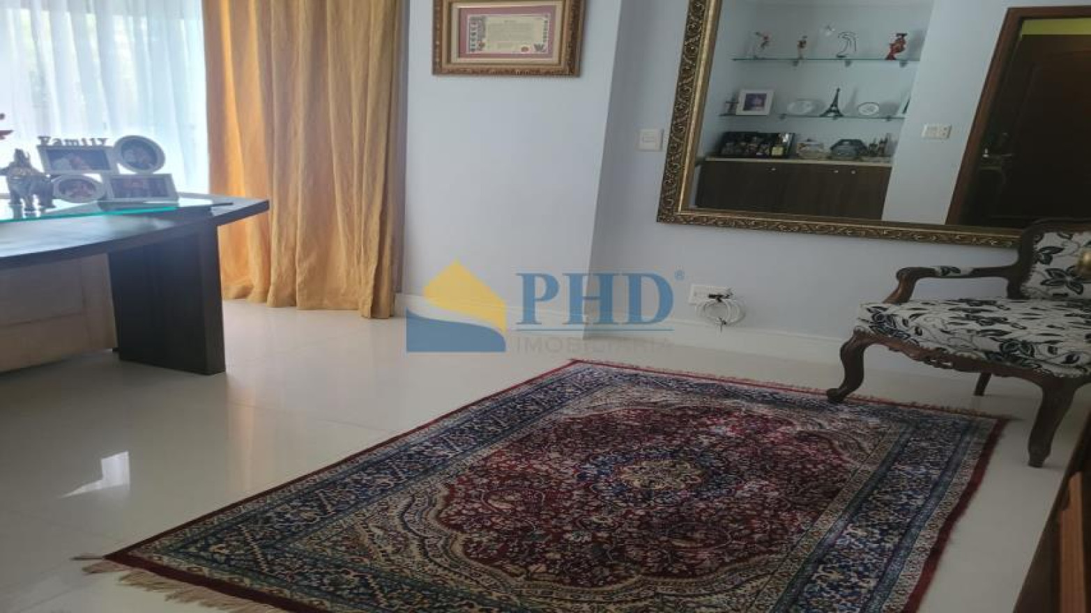Apartamento 4 Quartos 217m² 
