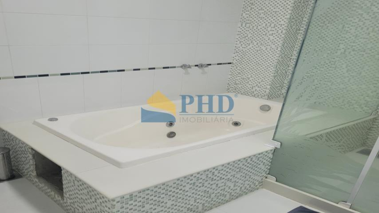 Apartamento 4 Quartos 217m² 