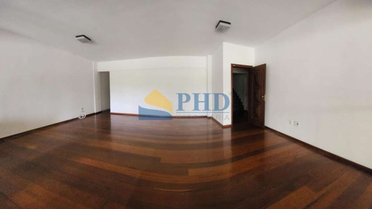 Apartamento 4 Quartos 195m² 