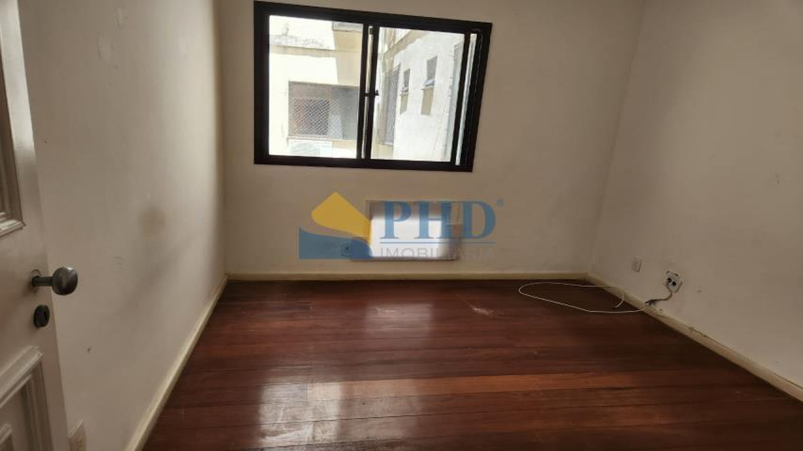 Apartamento 4 Quartos 195m² 