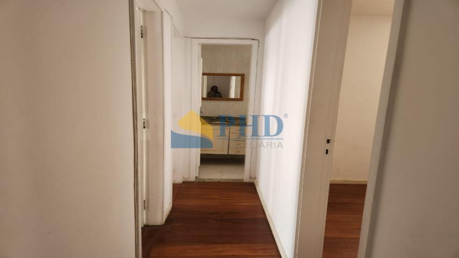 Apartamento 4 Quartos 195m² 