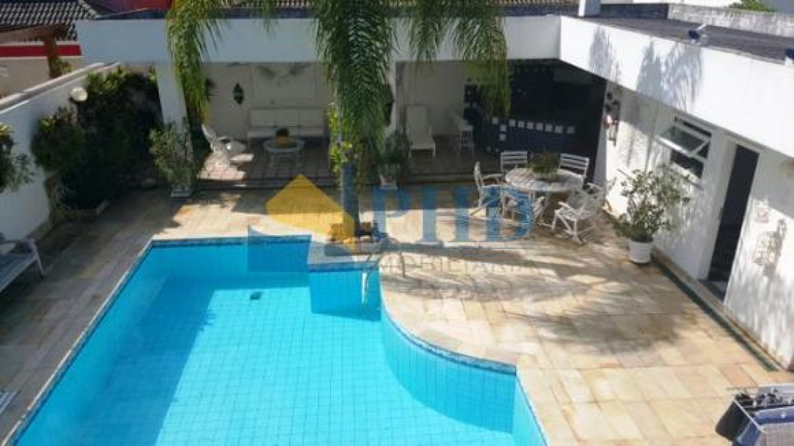 Casa 4 Quartos 504m² 