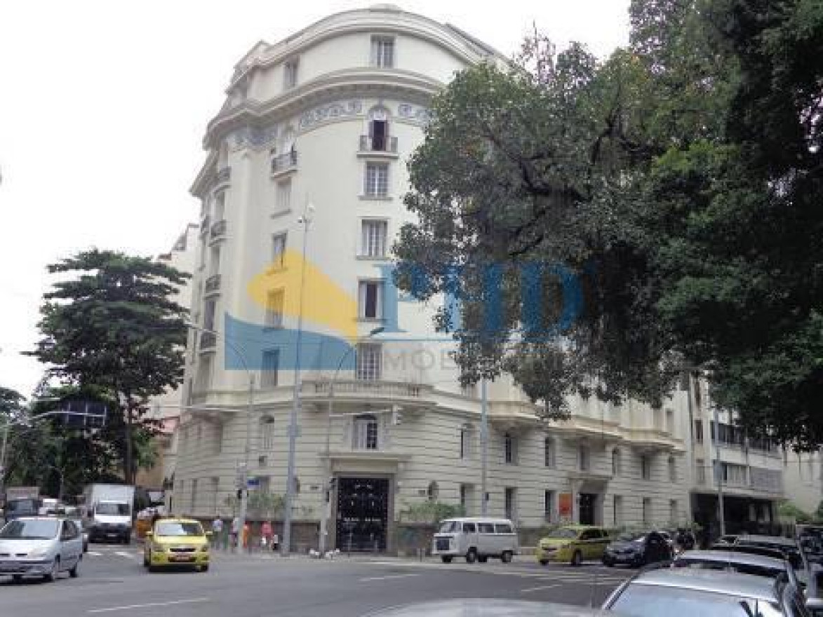 Apartamento 5 Quartos 240m² 