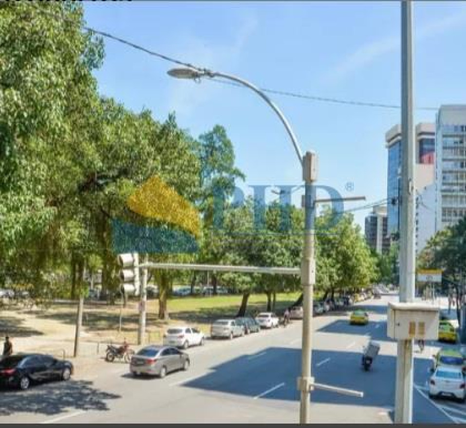 Apartamento 5 Quartos 240m² 