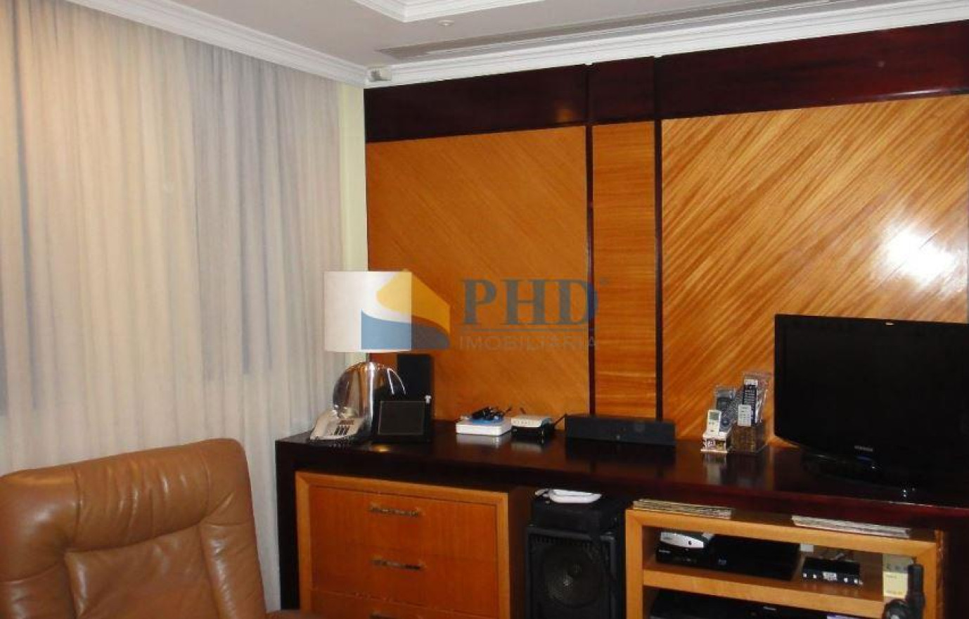 Cobertura 3 Quartos 220m² 